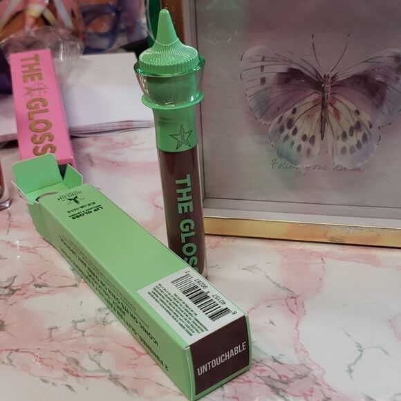 THE GLOSS UNTOUCHABLE JS Cosmetics NIP - Picture 2 of 4